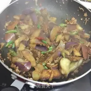 Make Spicy pork and eggplant step 7