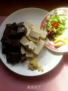 Make Spicy duck tofu step 1