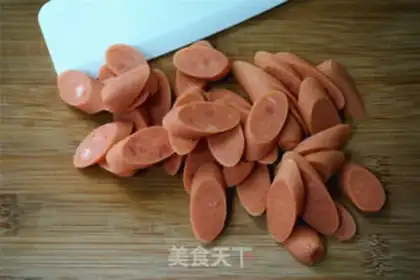 Make Orchid fried ham sausage step 0