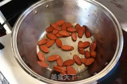 Make Orchid fried ham sausage step 4