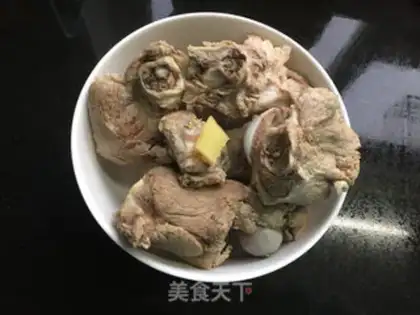 Make ♪ White radish, golden mushroom bone soup ♪ step 0