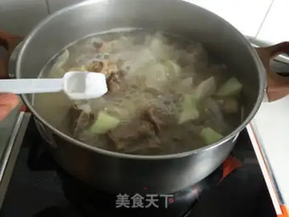 Make ♪ White radish, golden mushroom bone soup ♪ step 4