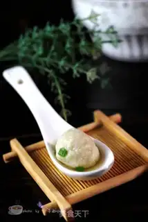 Make Handmade fishball soup step 9
