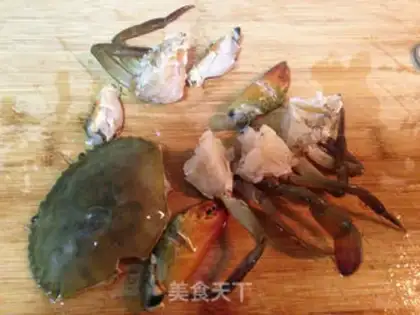 Make Spicy crabs step 1