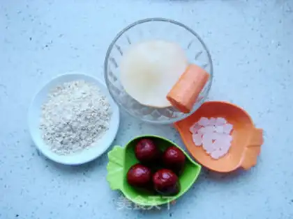 Make Red-tree omelet oatmeal step 0