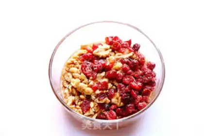 Make Scrumptious cranberry walnut pie step 8