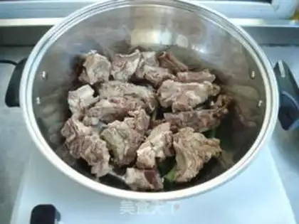 Make Mountain medicine and bone soup step 4