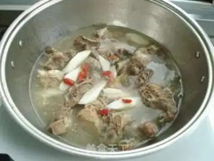 Make Mountain medicine and bone soup step 8