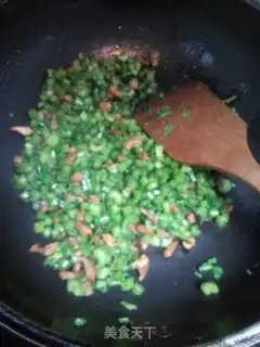 Make Celery halo step 4