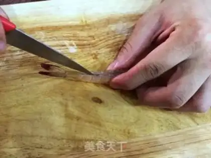 Make Garlic shrimp string step 2