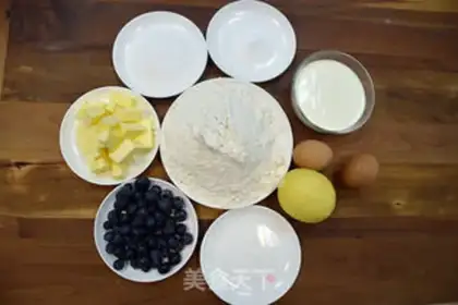 Make Blueberry Marion on the Golden Peak step 2