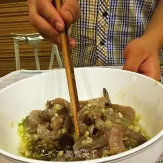Make Garlic shrimp string step 6