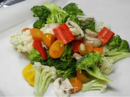 Make Spa egg and vegetable salad step 1