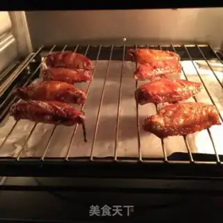 Make The honey is on the wings step 2