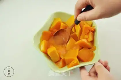 Make Pumpkin makes little pills step 1