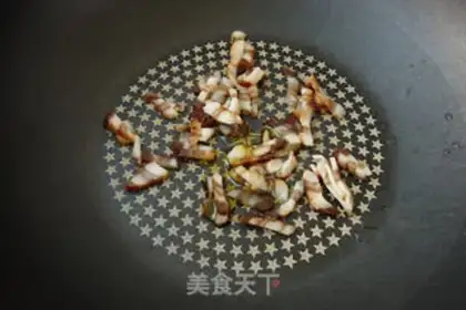 Make Puffed rice with meat mushrooms step 5