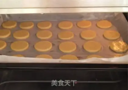 Make Chocolate dollhead cookies step 10