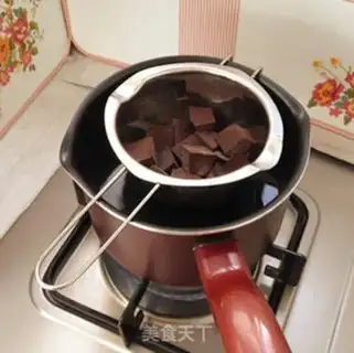 Make Chocolate dollhead cookies step 13