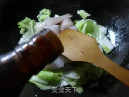 Make Shrimp rice with cabbage step 2