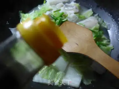 Make Shrimp rice with cabbage step 5