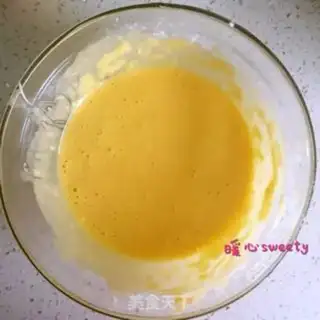 Make Yogurt cake step 6