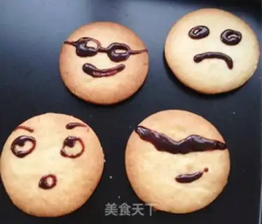 Make Chocolate dollhead cookies step 18