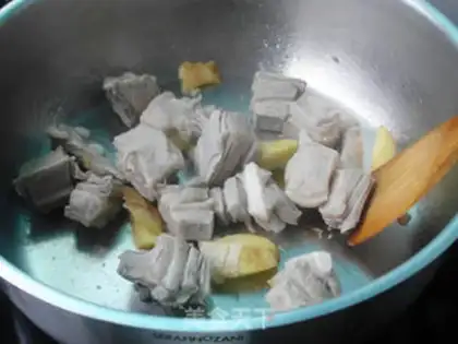 Make Old ginger lamb soup step 6