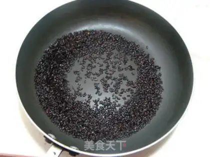 Make Homemade three-black pollen step 1