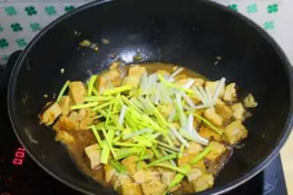 Make Garlic tofu step 9
