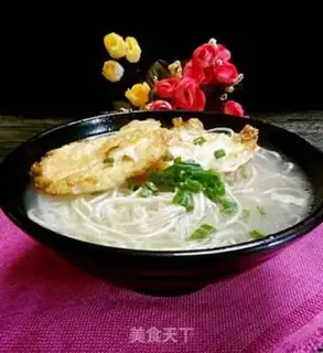 Make Onion egg noodles step 10