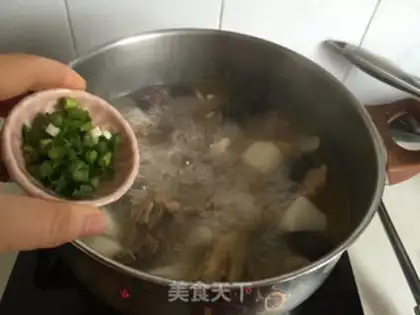 Make Chestnut mountain chicken soup step 8