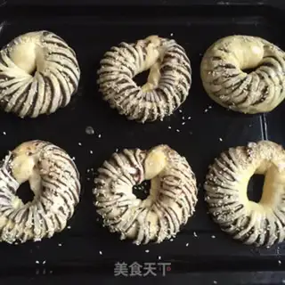 Make Doudou rolls step 10