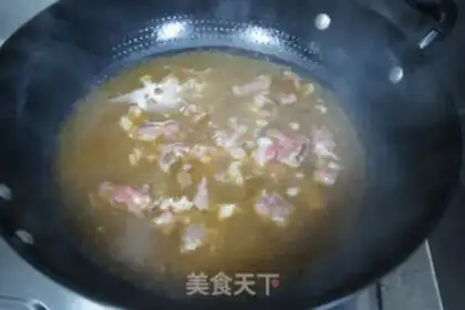 Make Gold-cooked iron-pot soup, fat cow step 9
