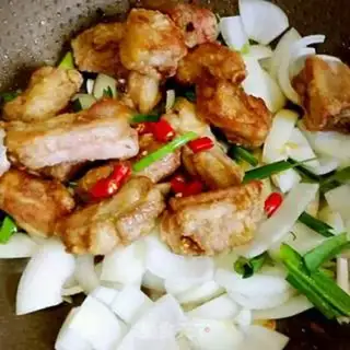 Make Spicy pan ribs step 9