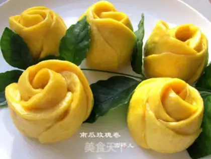 Make Pumpkin rose roll step 13
