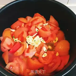 Make Tomato noodles soup step 5