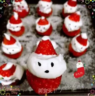 Make Strawberry Santa step 5