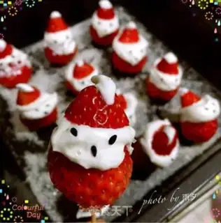 Make Strawberry Santa step 6