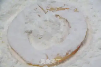 Make Apple donuts step 3