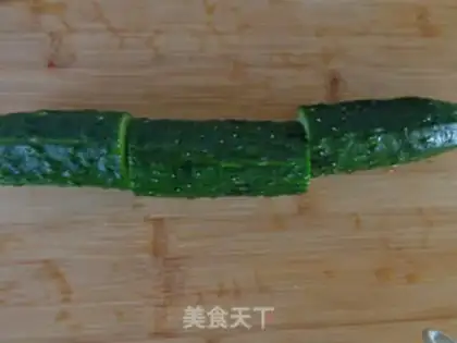 Make A cucumber puzzle step 2