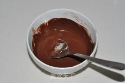Make Christmas stake cake step 5