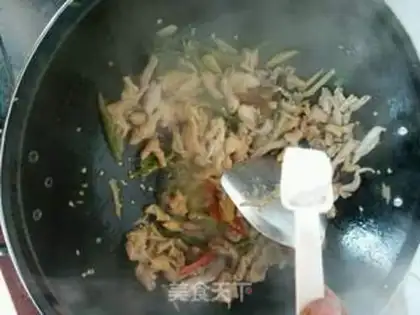 Make Piper pepper fried chicken sausage step 4