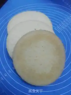 Make Strawberry cream cake step 0