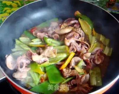 Make Pyramid fried pork sausage step 5