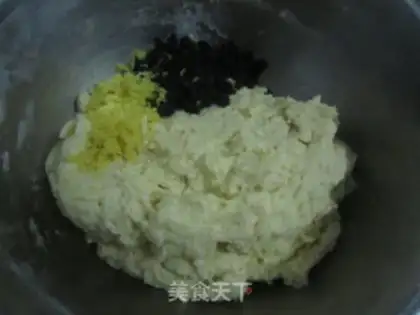 Make Blueberry dry scone step 2