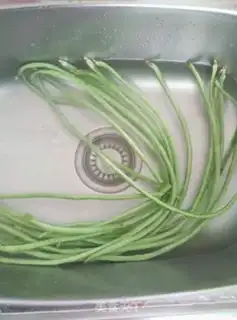 Make Red pork noodles step 5