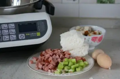 Make Ham and egg fried rice step 0