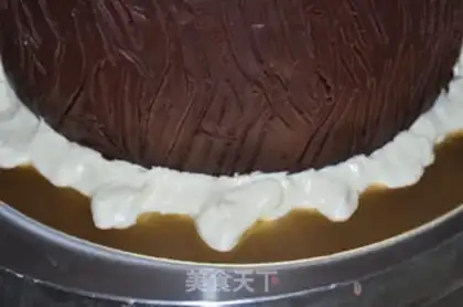 Make Christmas stake cake step 25