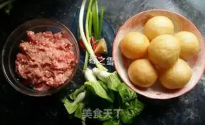 Make Noodle sauce and meat step 0