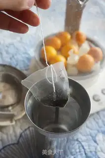 Make Iced gold orange tea step 2